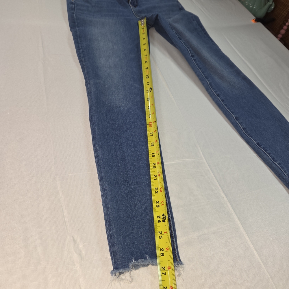 American Eagle Outfitters Light Blue Raw Edged Jeggins. Size 4. PPCP - Picture 4 of 10